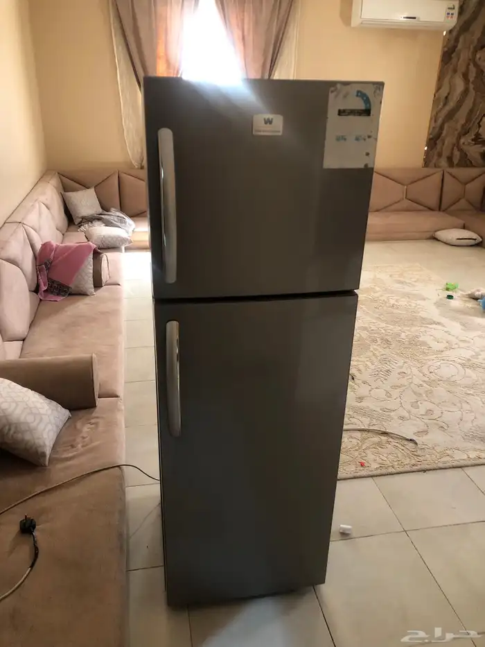ثلاجه عطلانه البيع مستعجل 4