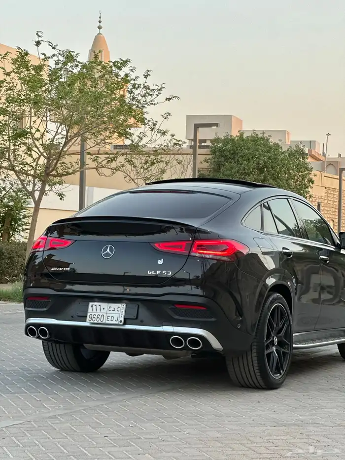 للبيع مرسيدس GLE53 موديل 2022 نايت بكج 7