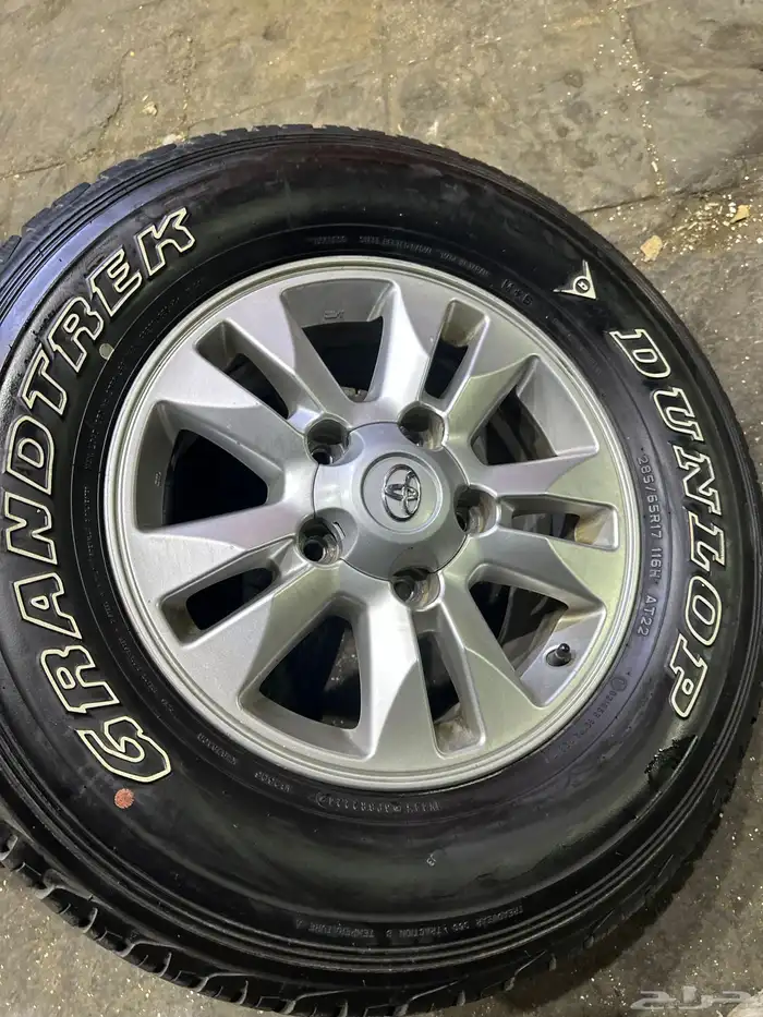 كفرات دنلوب وكاله مع جنوط جكسار وكاله مقاس 17 جيب 18