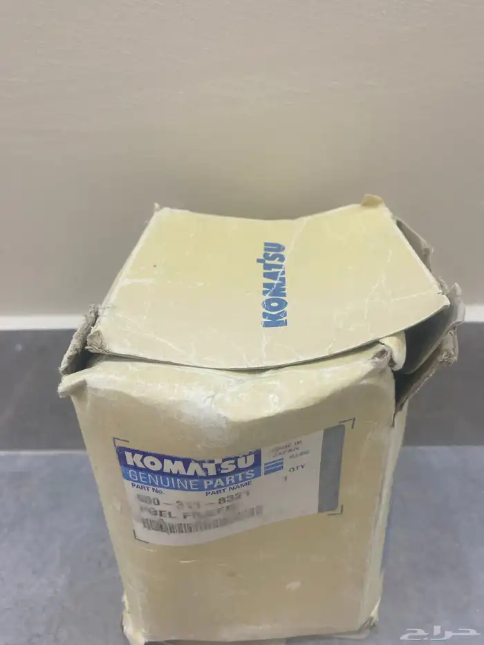 فلتر زيت حقة معدات كبيره جديده أصلي 10