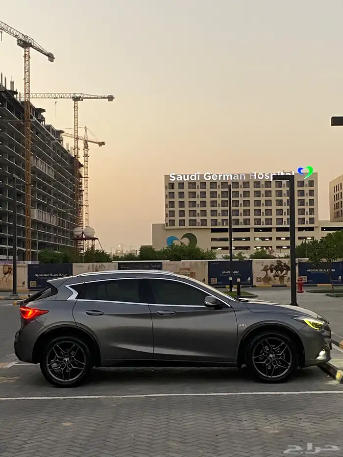انفنتي Q30 2018 نظيفة جد ا 6