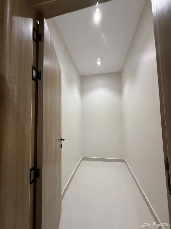 دور للبيع حي الشروق بالمربع الذهبي يمين فاخر شغل شخصي 24