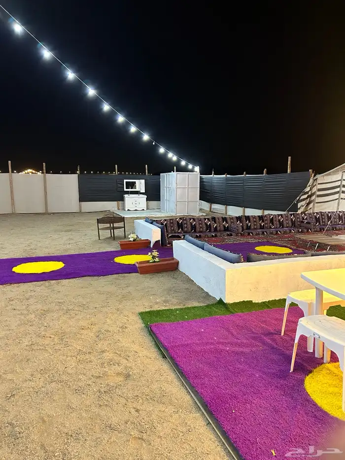 مخيم للبيع قسمين كامل 2