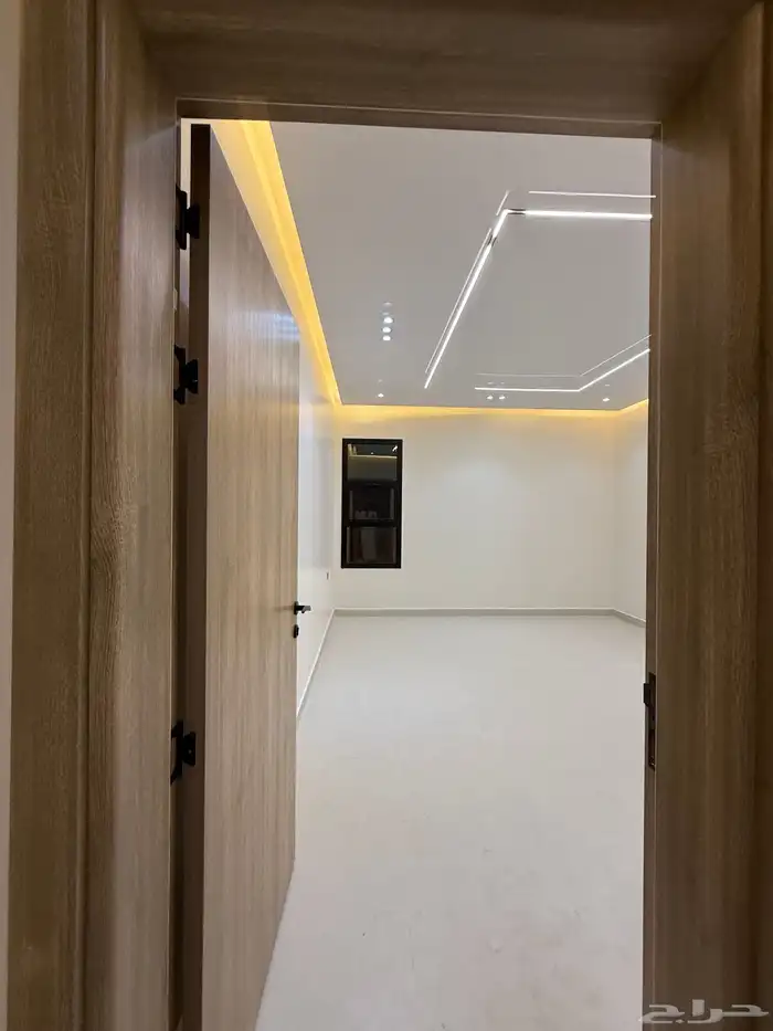 دور للبيع حي الشروق بالمربع الذهبي يمين فاخر شغل شخصي 36