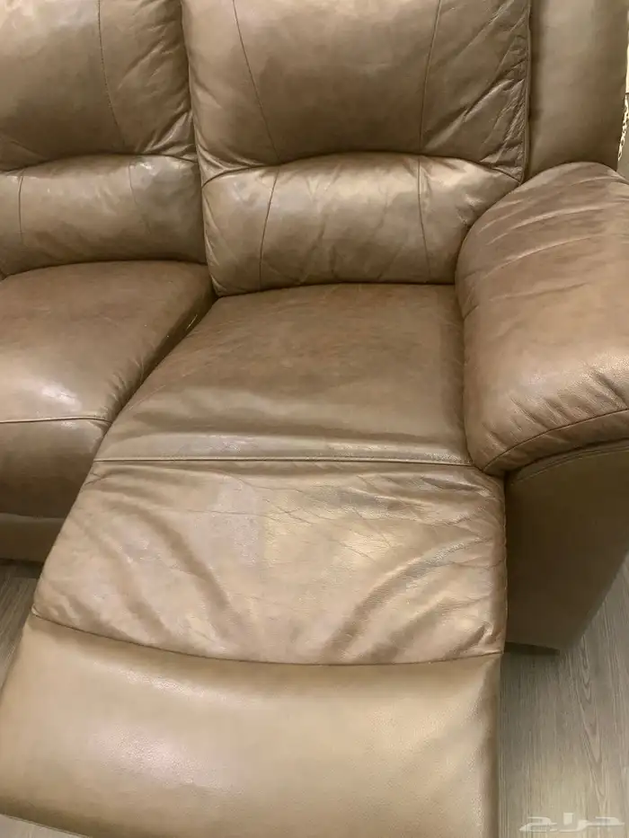 كنب ثلاث قطع للبيع 1