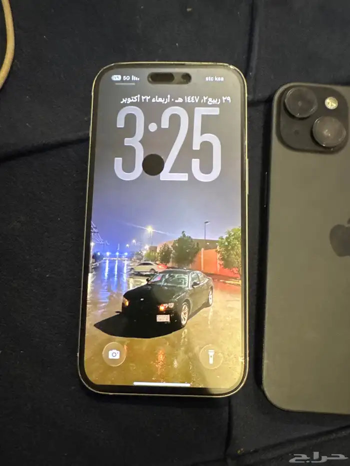ايفون 15 العادي اسود وابيض 2