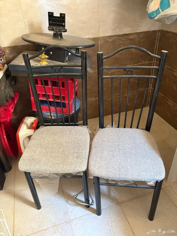 للبيع اثاث 3