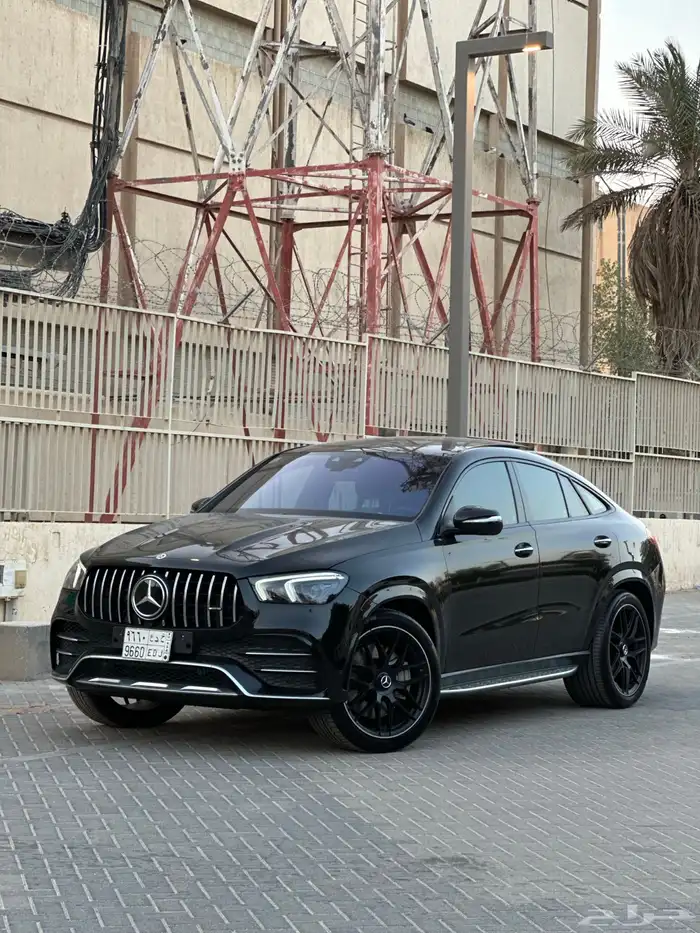 للبيع مرسيدس GLE53 موديل 2022 نايت بكج 10