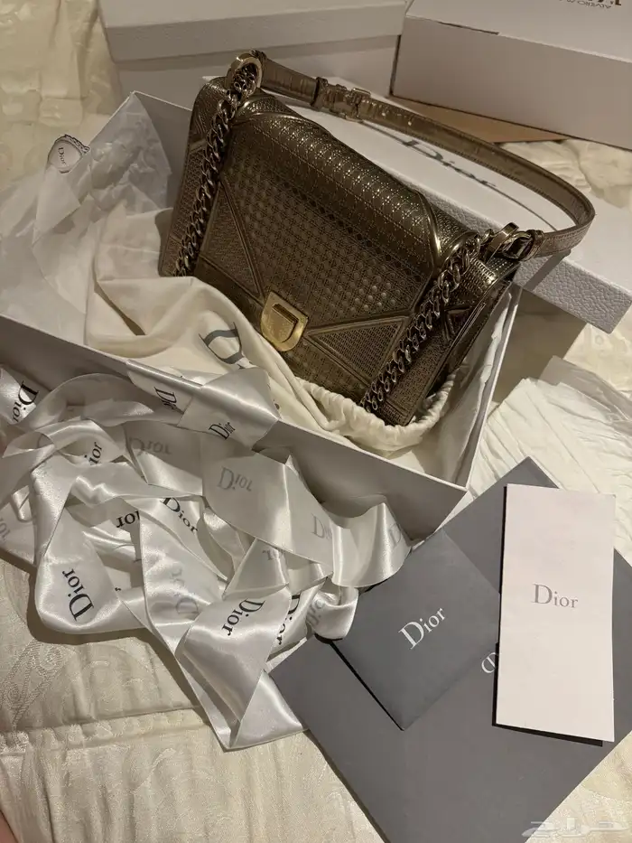 شنطة ديور اصلية للبيع 3