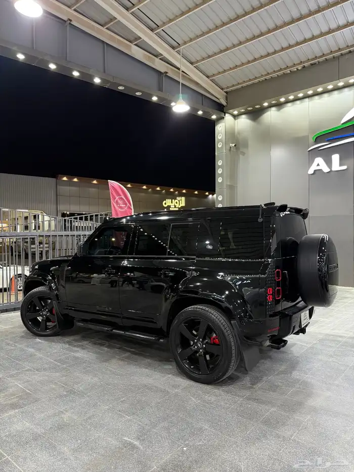 ديفندر 2020 فئة HSE V6 لدى معرض(عبيد الرشيدي) 6
