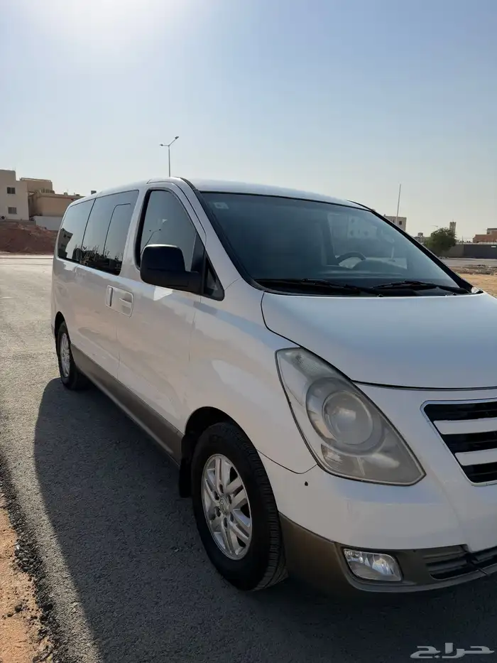 هيونداي H1 12