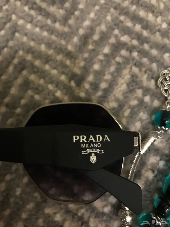 بكج Prada الحق عرض تصفيه 1