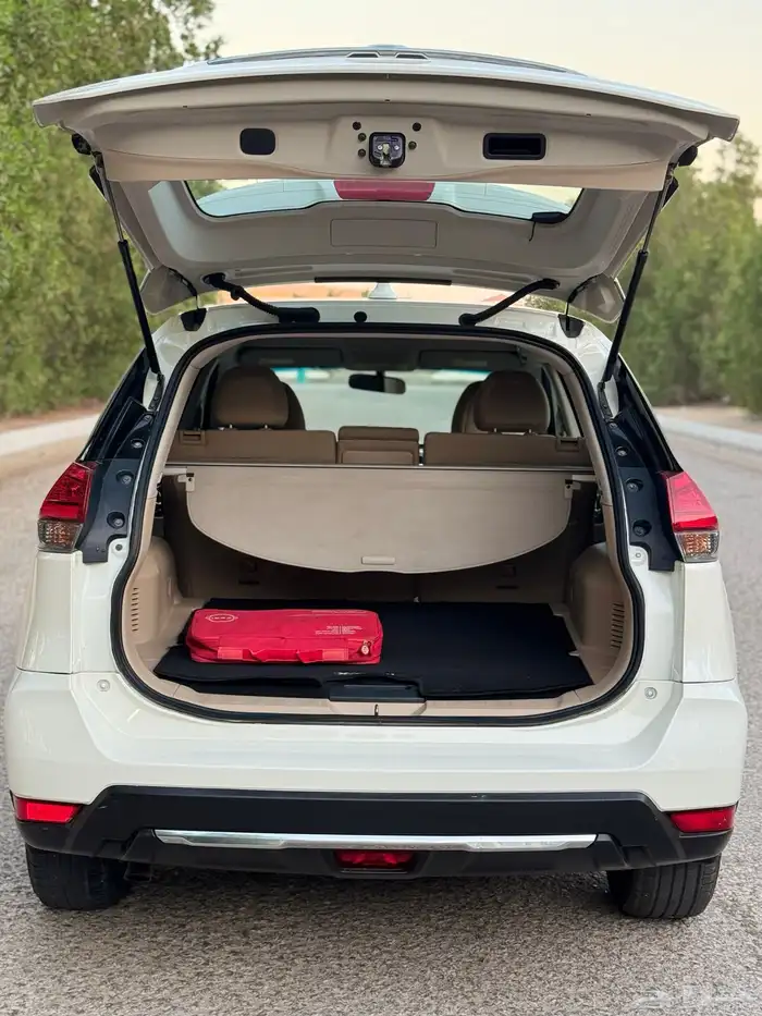 نيسان اكس تريل 2022 بدون دبل غايه للمستخدم 11