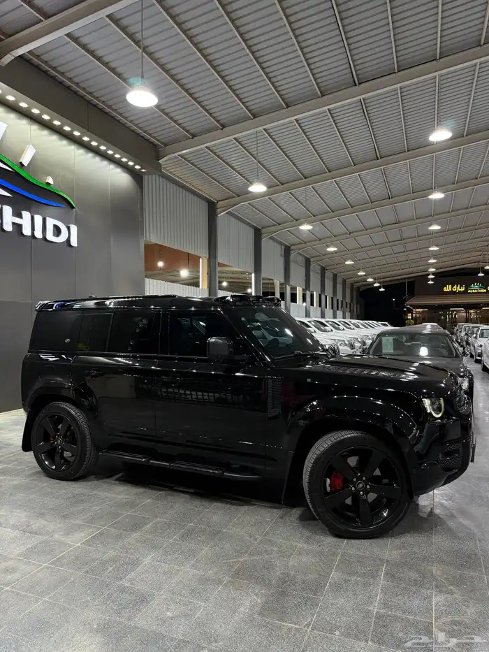 ديفندر 2020 فئة HSE V6 لدى معرض(عبيد الرشيدي) 9