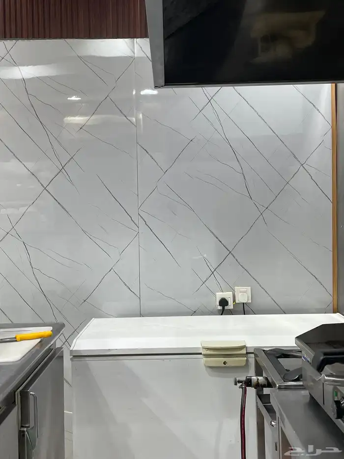 مطعم للتقبيل 2