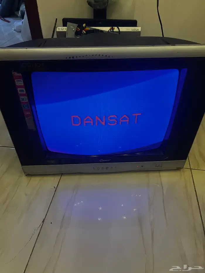 تلفزيون قديمك نديمك 0