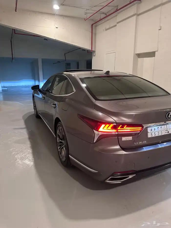 لكزس LS350 5