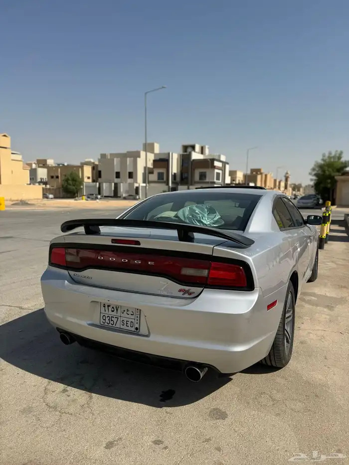 تشارجر 2012 للبيع 5.7 5
