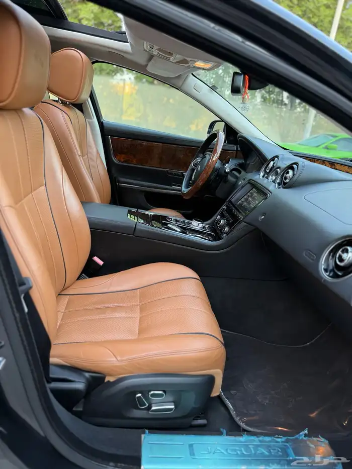 JAGUAR XJ L 2015 25