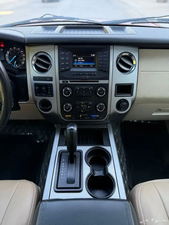 Ford Expedition XLT 2016 26