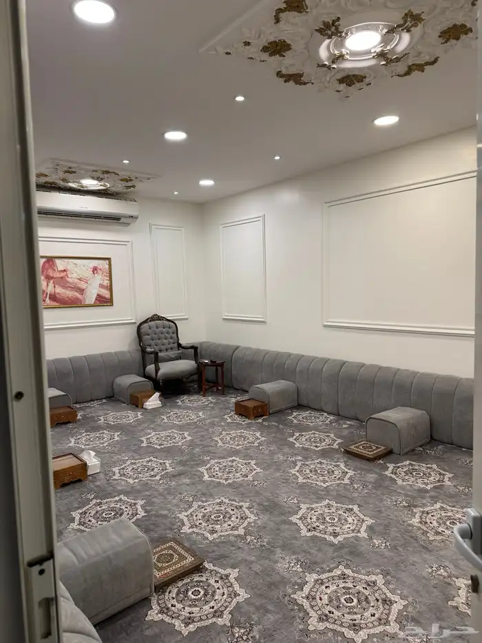 للبيع فيلا جديده بحي الصواري شارع 30 شرق 5