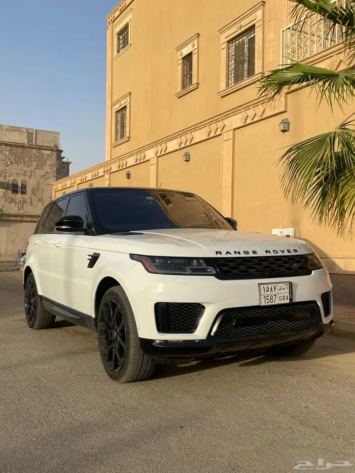 رنج روفر سبورت ديزل 2021 (( بحالة ممتازة )) 3