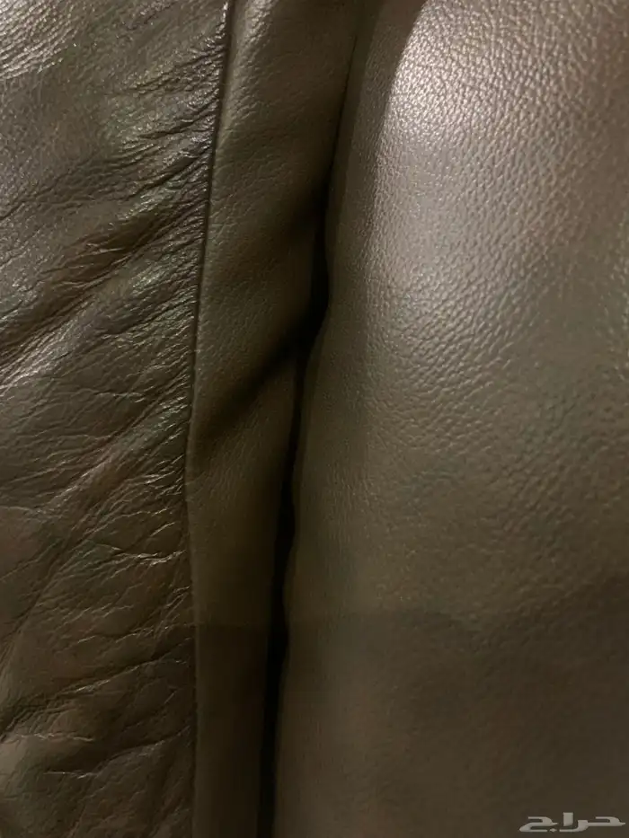 كنب ثلاث قطع للبيع 4