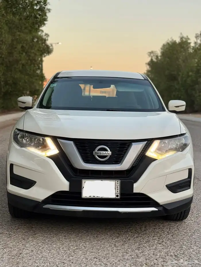 نيسان اكس تريل 2022 بدون دبل غايه للمستخدم 5