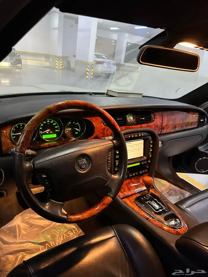 جاكور XJ ماشي 35 الف - 2006 16