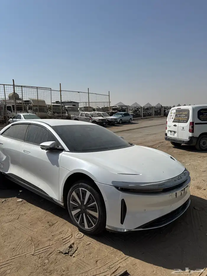 قطع غيار لوسيد 2023 4