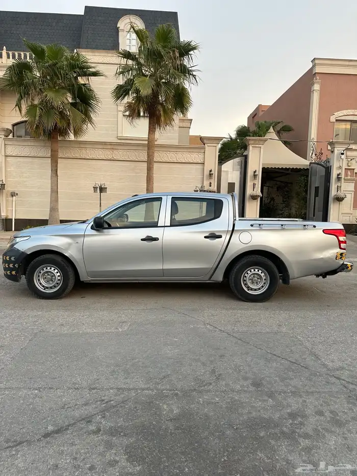 مستبيشي L200 بنزين 2
