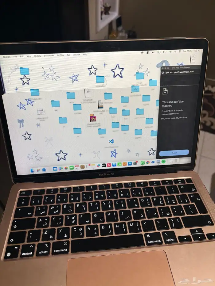 ماك بوك لون جولد روز الشاشة مكسورة و يعمل 1