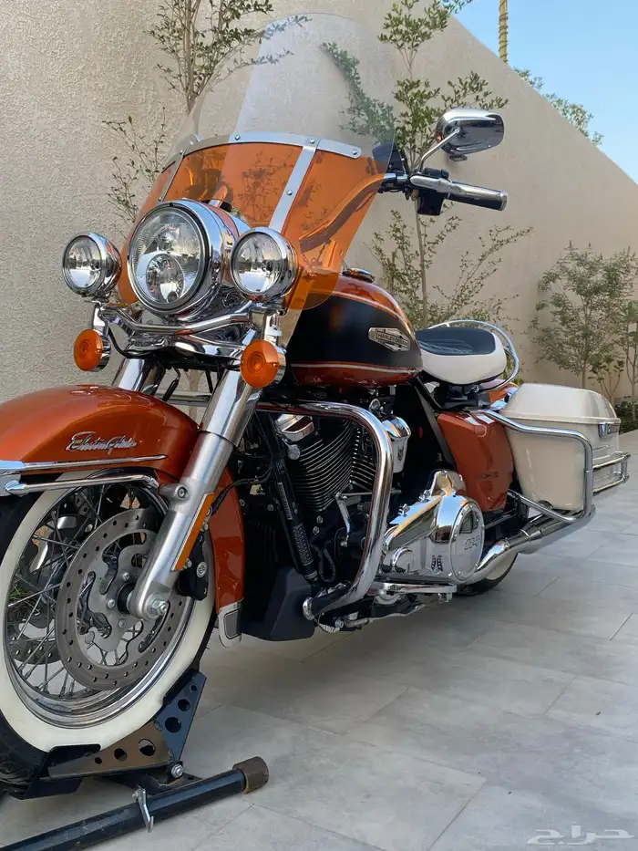 للبيع هارلي Highway King 2023 17