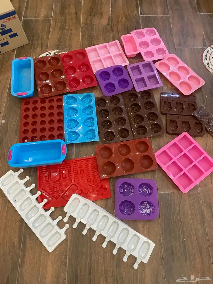 قوالب سيلكون لصناعة الصابون والشموع 0