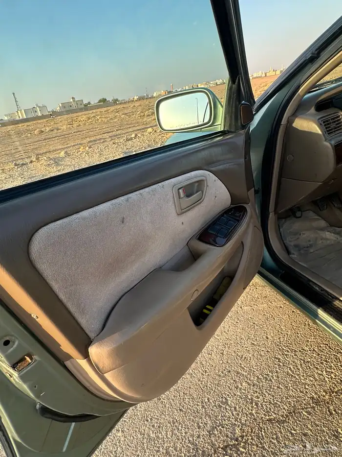 للبيع كامري 2000 25