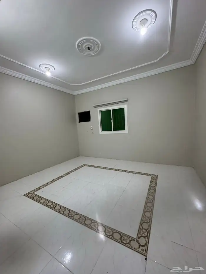 شقة للايجار حي السامر 27 الف 4 غرف 3