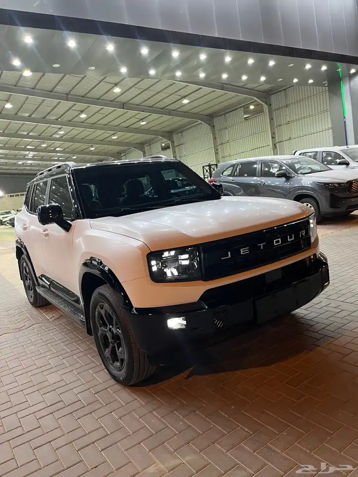 جيتور T1 لاكجري 2025 سعودي 4