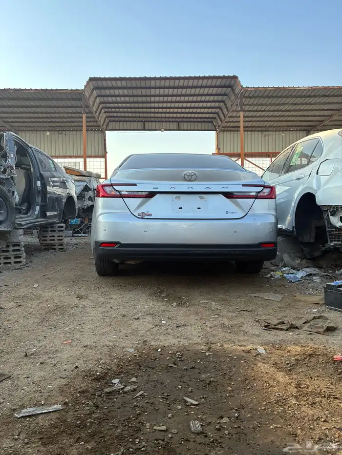 كامري 2025 تشليح قطع غيار هايبرد 2