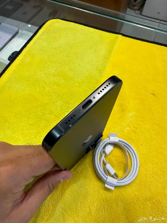 آيفون 16 برو ماكس بطارية 100  256 قيقاء عدد الدورات 17 7