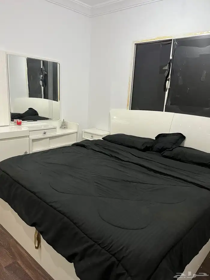 للبيع غرفه نوم كامله 1