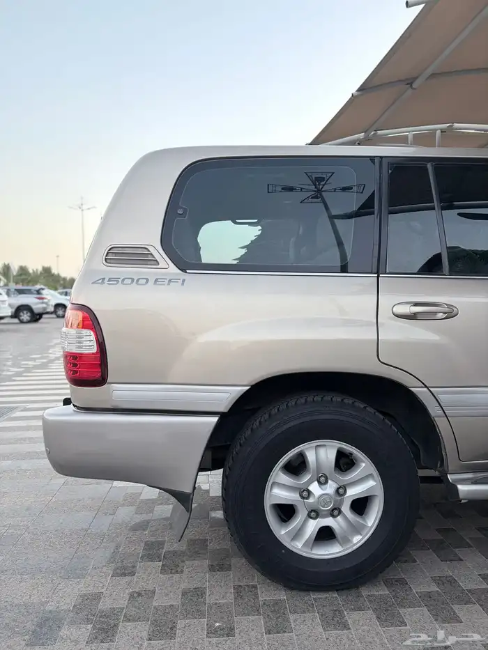 جيب GXR موديل 2005 نظيف 2