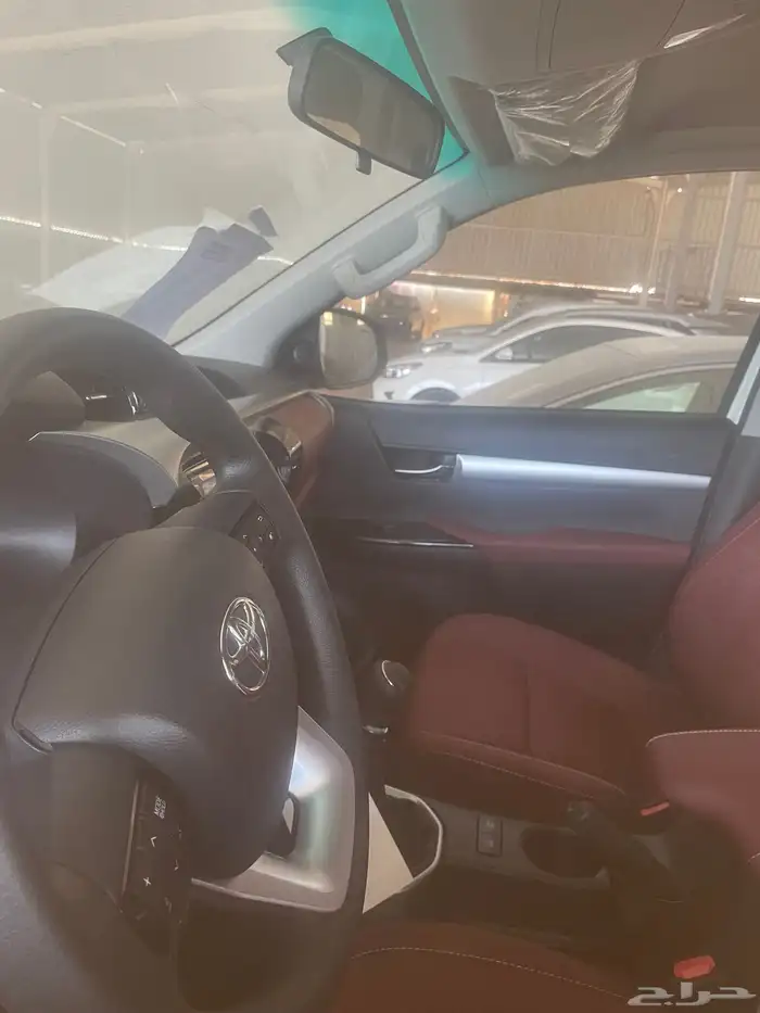 هايلوكس غمارتين خليجي دبل بنزين موديل 2019 5