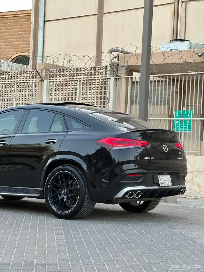 للبيع مرسيدس GLE53 موديل 2022 نايت بكج 5