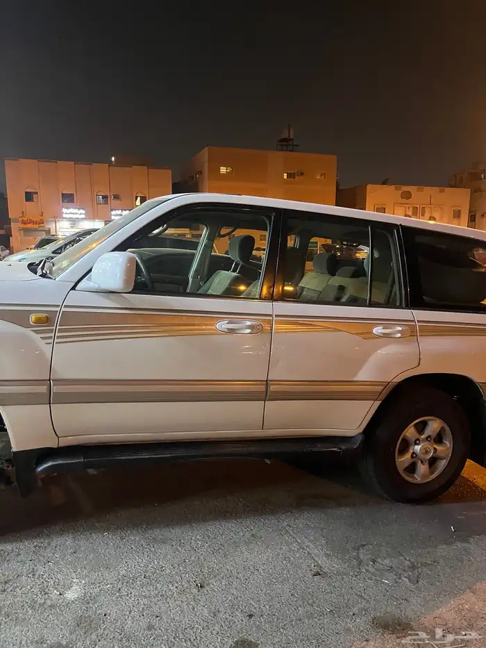 لاند كروزر 2001 7