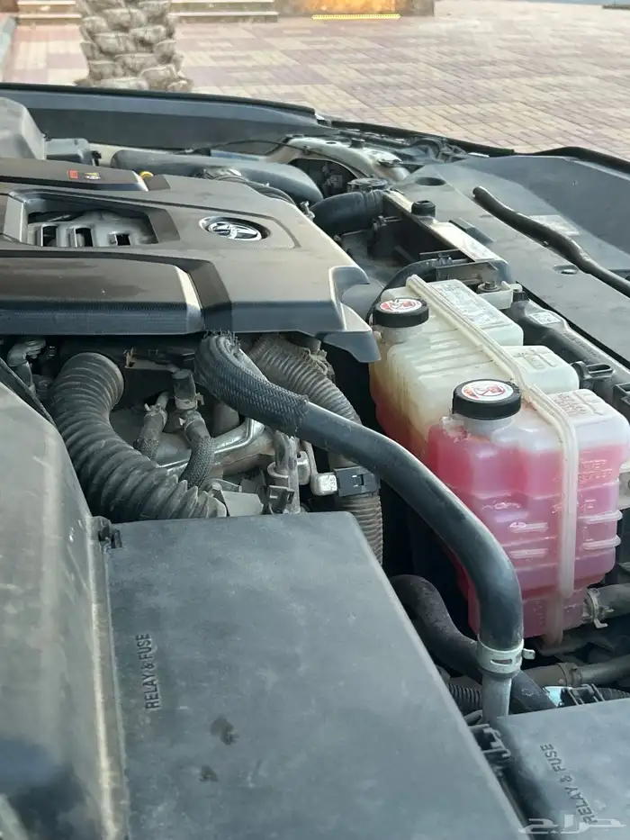 لاندكروزر 1 GXR ديزل 2022 23