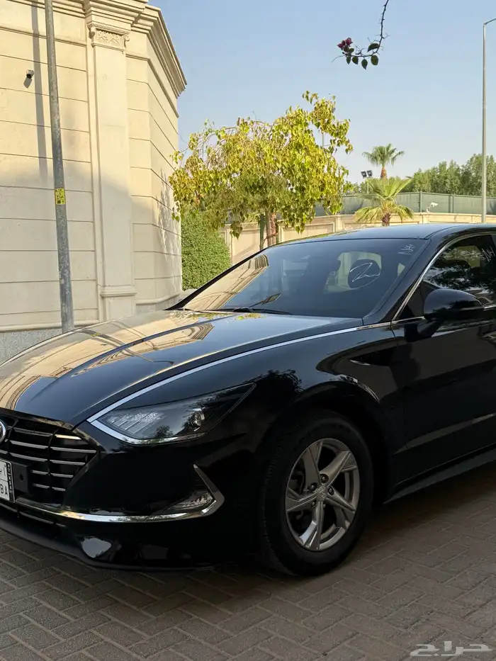 سوناتا 2020 اسود 4