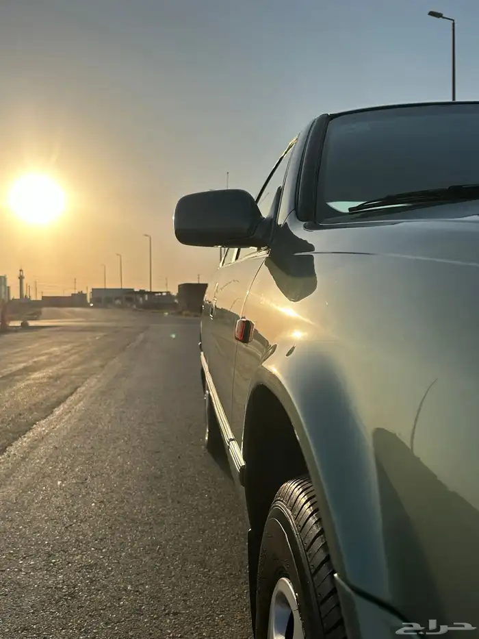 للبيع كامري 2000 7