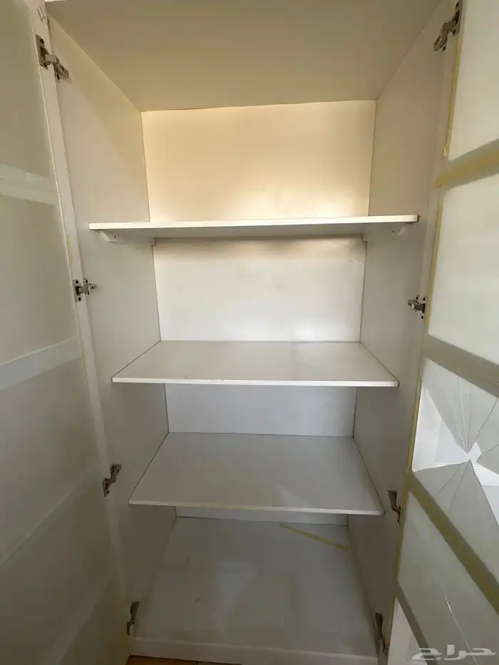 خزانة ملابس 2