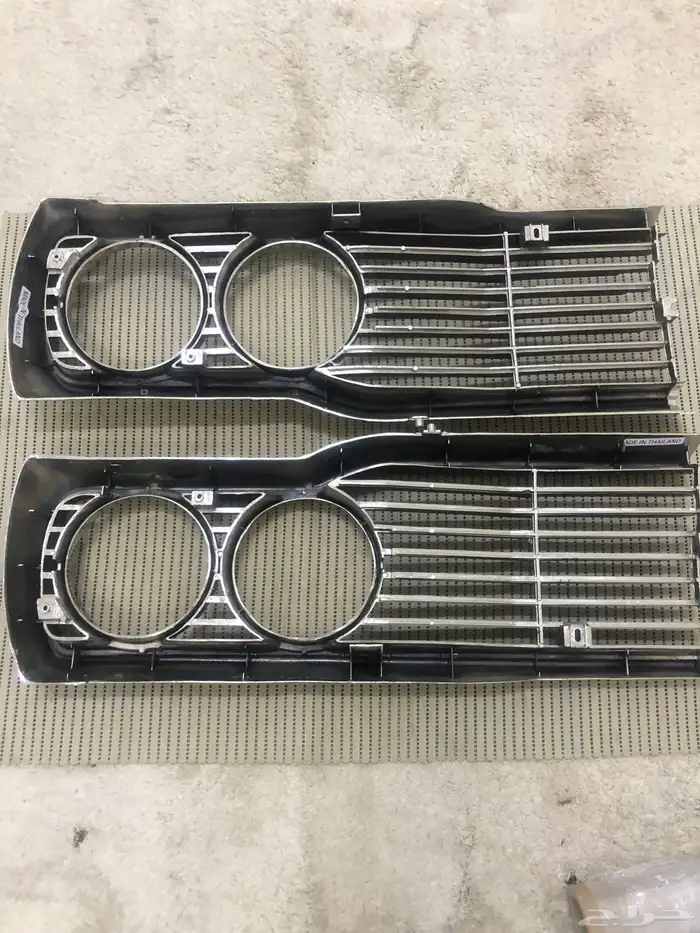 شبك أمامي هايلكس 75-78 كلاسيك تايلندي 3