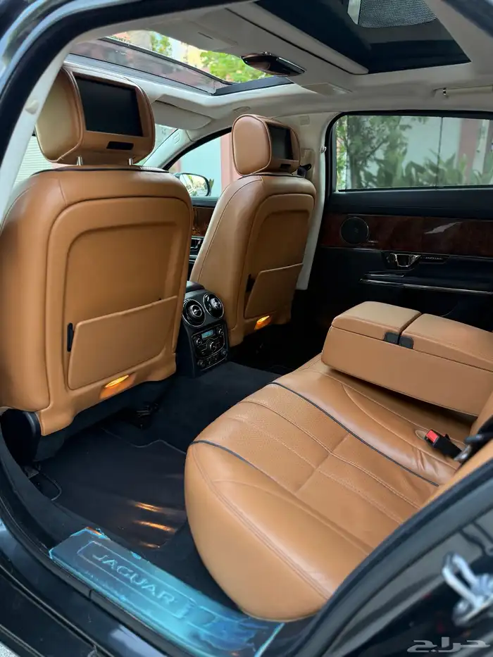 JAGUAR XJ L 2015 18